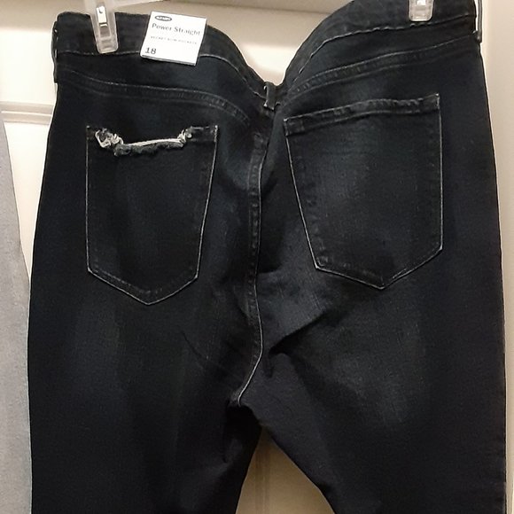 Old Navy Power Straight Jeans - Size 18 Old Navy - Picture 4 of 10